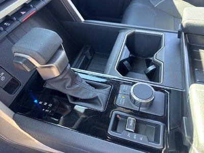 2026 Toyota Tundra 4WD 4WD Limited CrewMax 5.5' Bed (Natl)