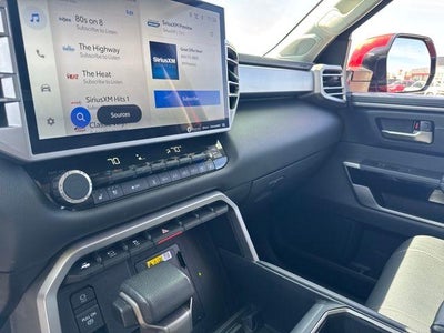 2023 Toyota Tundra 4WD 4WD Limited CrewMax 5.5' Bed (Natl)