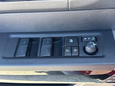 2023 Toyota Tundra 4WD 4WD Limited CrewMax 5.5' Bed (Natl)