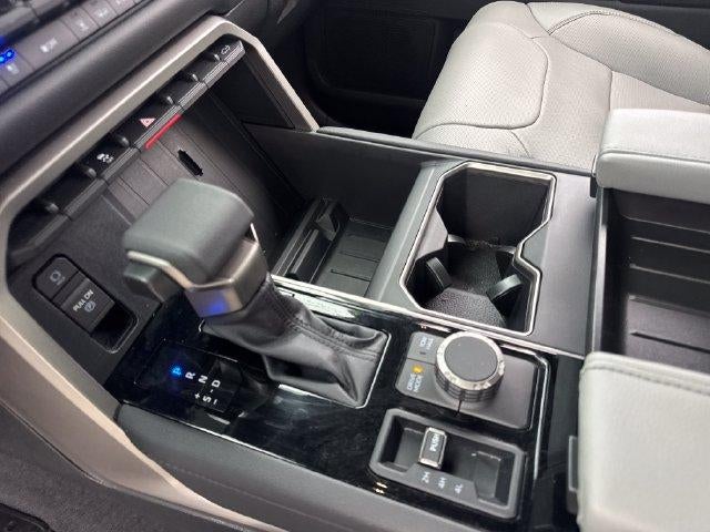 2026 Toyota Tundra 4WD 4WD Limited CrewMax 5.5' Bed (Natl)