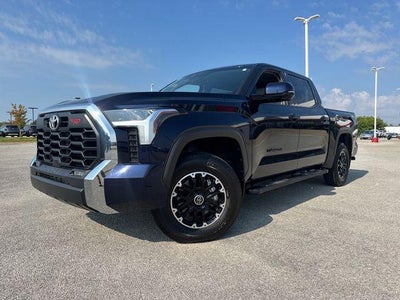 2023 Toyota Tundra 4WD 4WD SR5 CrewMax 5.5' Bed (SE)