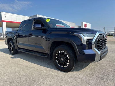 2023 Toyota Tundra 4WD 4WD SR5 CrewMax 5.5' Bed (SE)