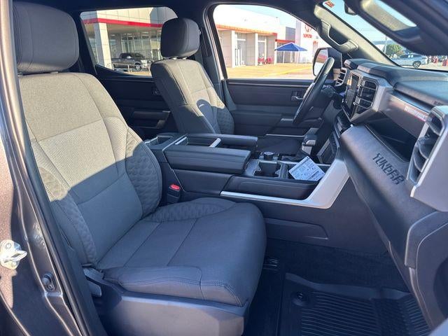 2026 Toyota Tundra 4WD 4WD SR5 CrewMax 5.5' Bed (SE)