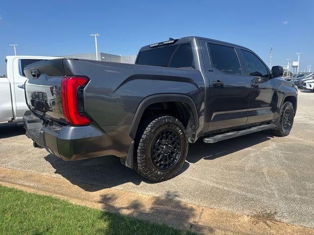 2025 Toyota Tundra 4WD 4WD SR5 CrewMax 5.5' Bed (SE)