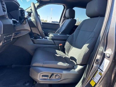 2026 Toyota Tundra 4WD 4WD SR5 CrewMax 5.5' Bed (SE)