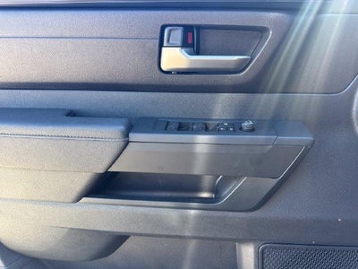 2026 Toyota Tundra 4WD 4WD SR5 CrewMax 5.5' Bed (SE)