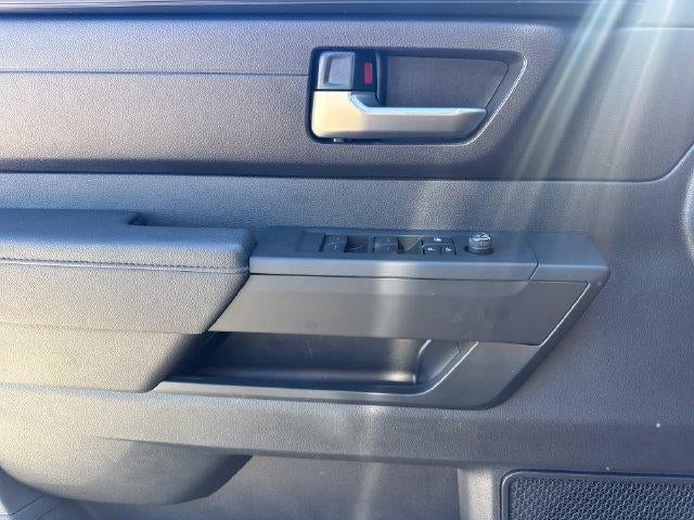 2026 Toyota Tundra 4WD 4WD SR5 CrewMax 5.5' Bed (SE)