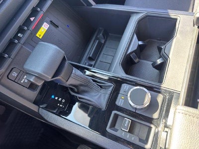 2026 Toyota Tundra 4WD 4WD SR5 CrewMax 5.5' Bed (SE)