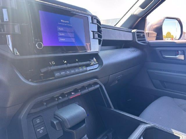2026 Toyota Tundra 4WD 4WD SR5 CrewMax 5.5' Bed (SE)