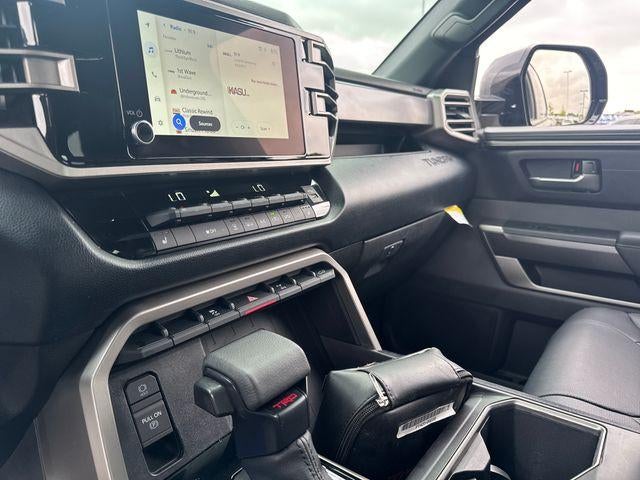 2026 Toyota Tundra 4WD 4WD SR5 CrewMax 5.5' Bed (SE)