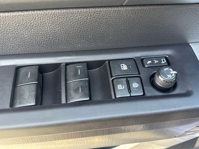 2023 Toyota Tundra 4WD 4WD Platinum Hybrid CrewMax 5.5' Bed (Natl)
