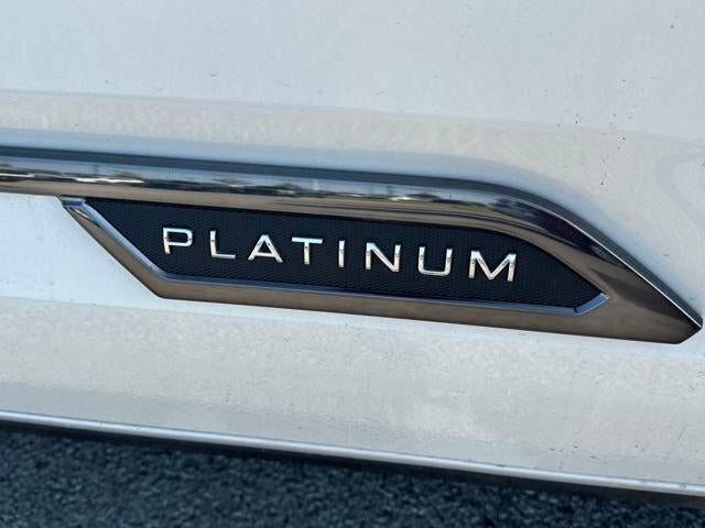 2025 Toyota Tundra 4WD 4WD Platinum Hybrid CrewMax 5.5' Bed (Natl)