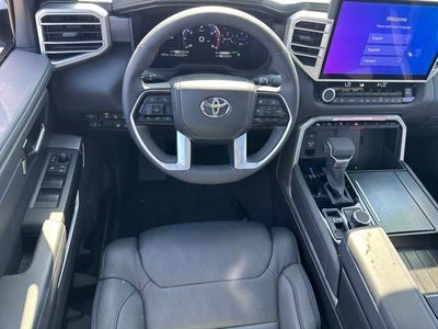 2025 Toyota Tundra 4WD 4WD Platinum Hybrid CrewMax 5.5' Bed (Natl)