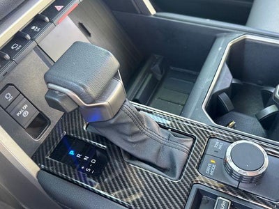2025 Toyota Tundra 4WD 4WD Limited CrewMax 5.5' Bed (Natl)