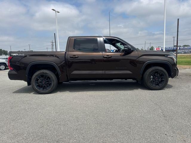 2025 Toyota Tundra 4WD 4WD Limited CrewMax 5.5' Bed (Natl)