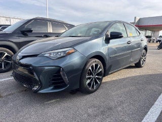 2018 Toyota Corolla SE CVT (Natl)