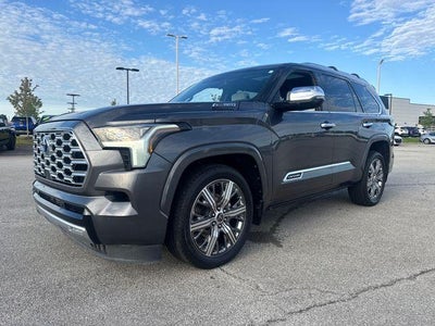2023 Toyota Sequoia Capstone 4WD (Natl)