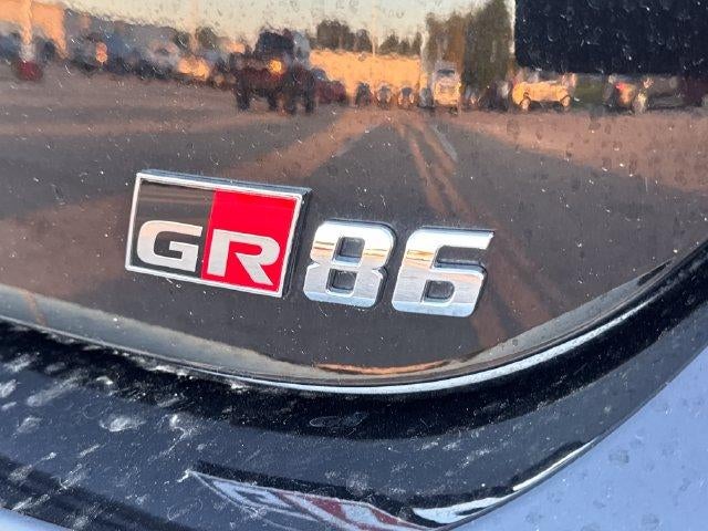 2024 Toyota GR86 Premium Auto (Natl)