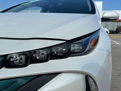 2017 Toyota Prius Prime Plus (Natl)