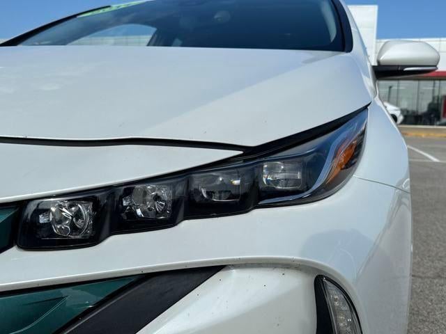 2017 Toyota Prius Prime Plus (Natl)