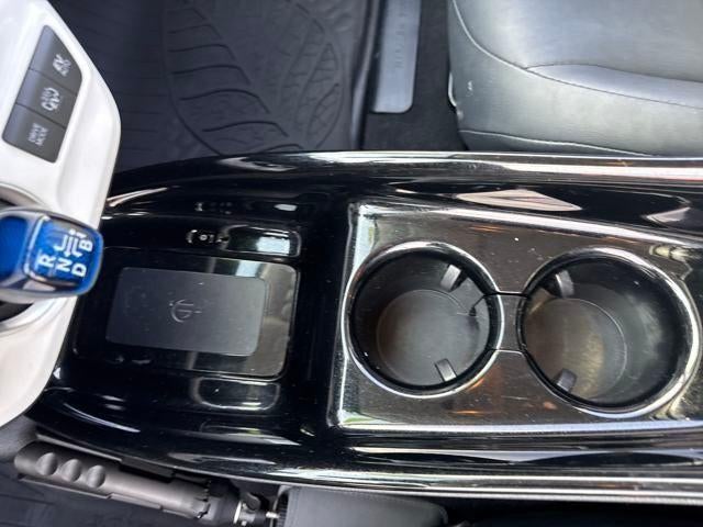 2017 Toyota Prius Prime Plus (Natl)