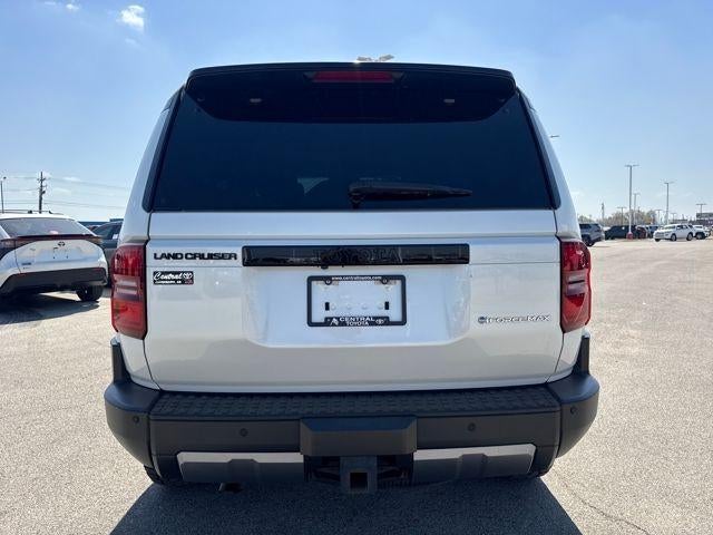 2024 Toyota Land Cruiser 4WD (GS)