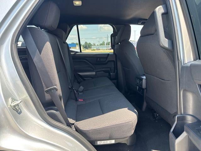 2025 Toyota 4Runner SR5 4WD (GS)
