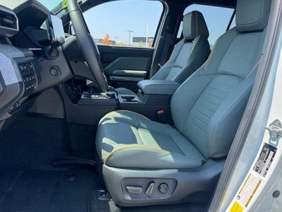 2025 Toyota 4Runner Hybrid Trailhunter 4WD (Natl)