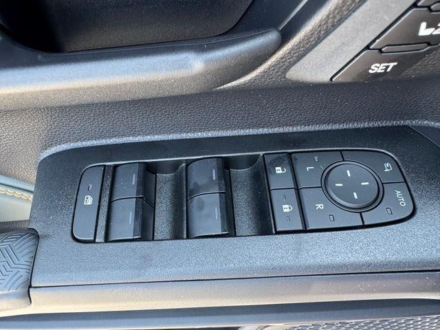 2025 Toyota 4Runner Hybrid Trailhunter 4WD (Natl)