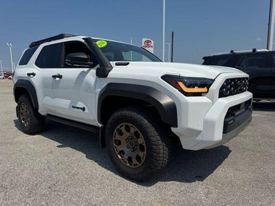 2025 Toyota 4Runner Hybrid Trailhunter 4WD (Natl)