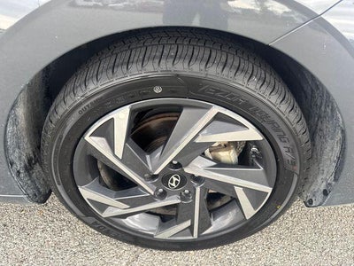 2025 Hyundai ELANTRA SEL Convenience IVT