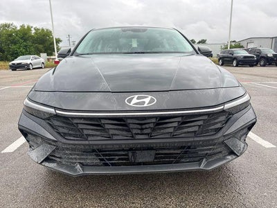 2025 Hyundai ELANTRA SEL Convenience IVT