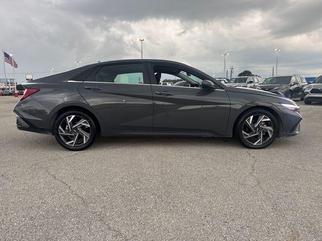 2025 Hyundai ELANTRA SEL Convenience IVT