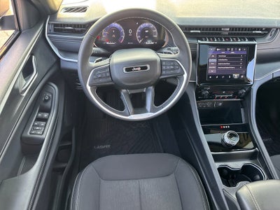 2024 Jeep Grand Cherokee Laredo X