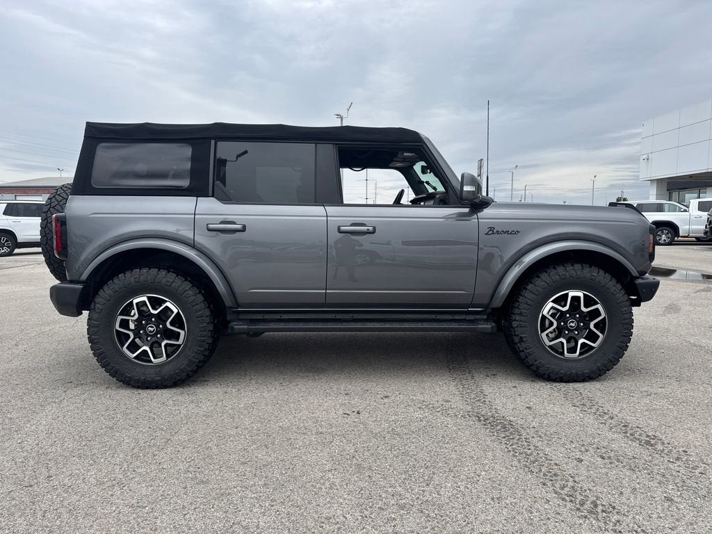 2022 Ford Bronco Base