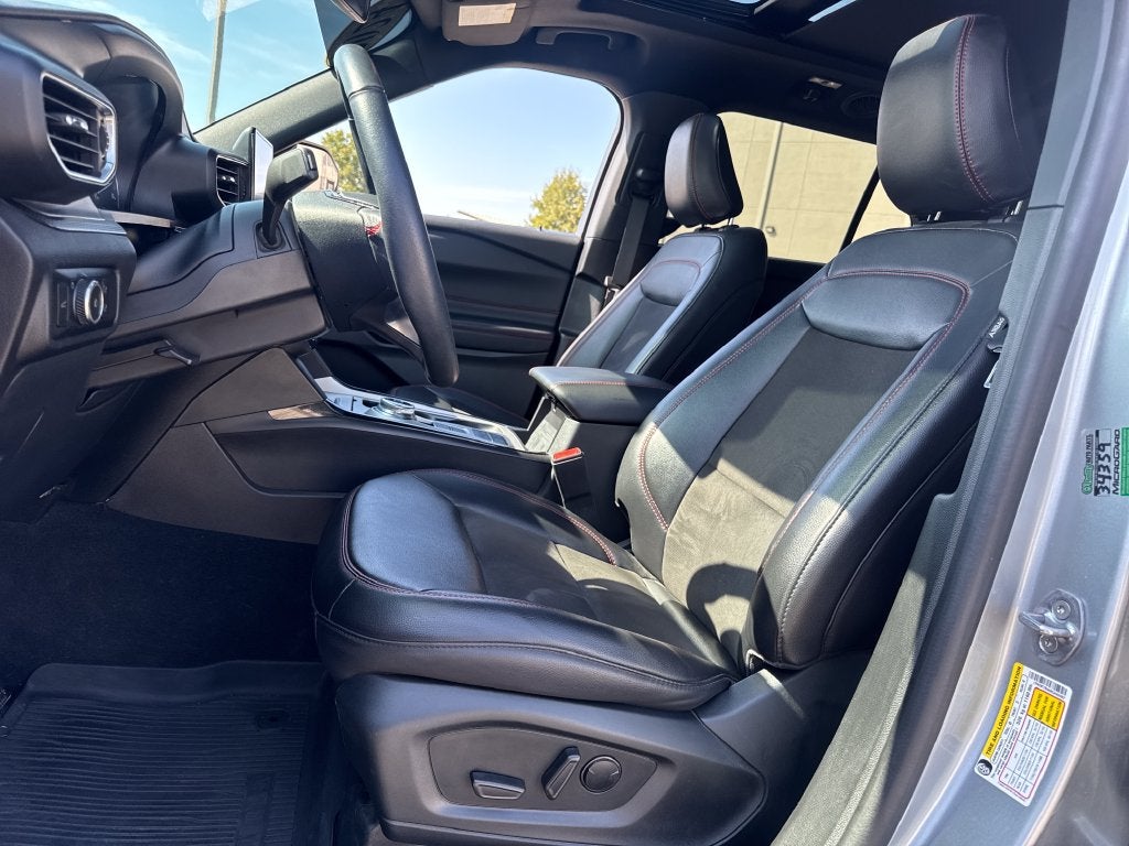 2024 Ford Explorer ST-Line