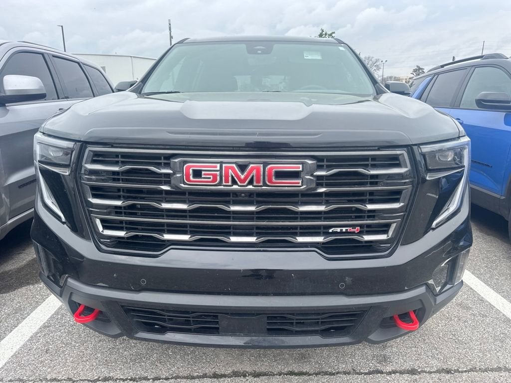 2025 GMC Acadia AT4