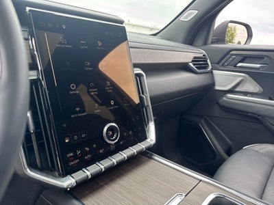 2025 GMC Acadia Denali