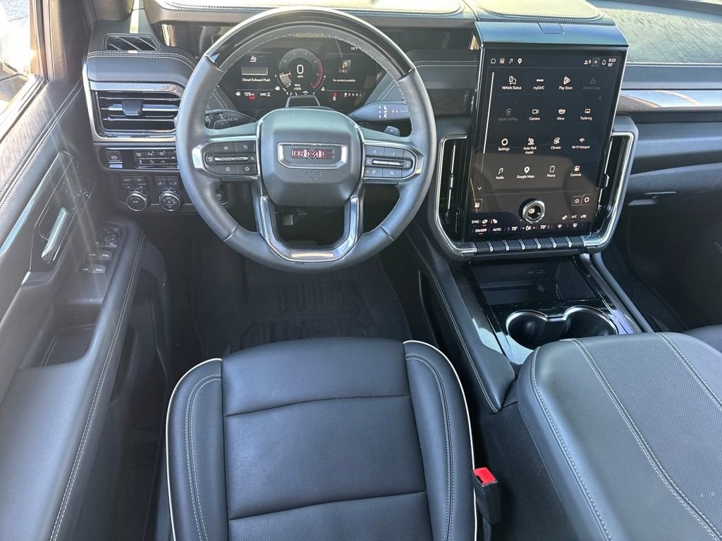 2025 GMC Yukon Elevation