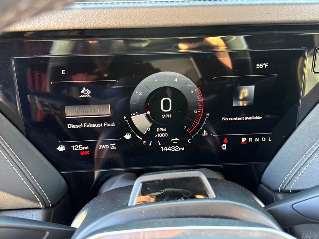 2025 GMC Yukon Elevation