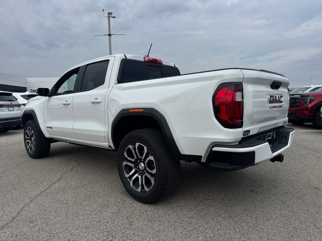 2023 GMC Canyon 4WD AT4
