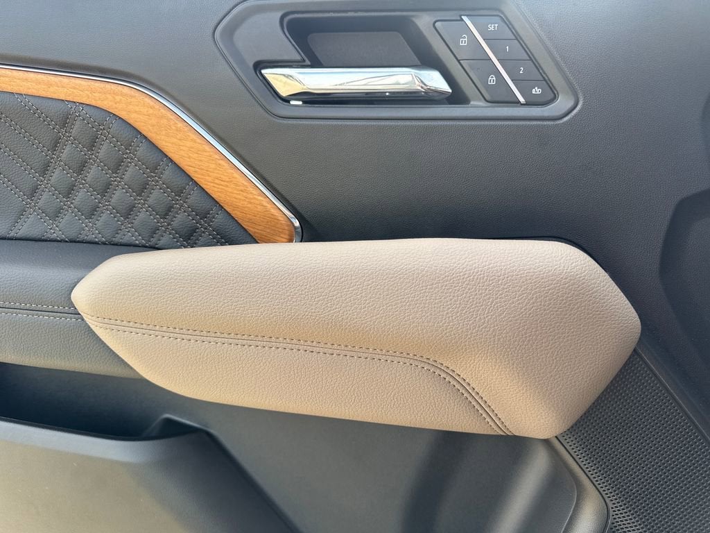 2024 GMC Canyon Denali
