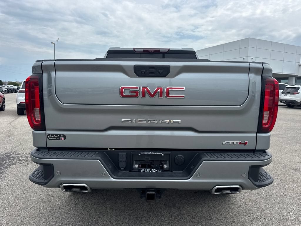 2023 GMC Sierra 1500 AT4