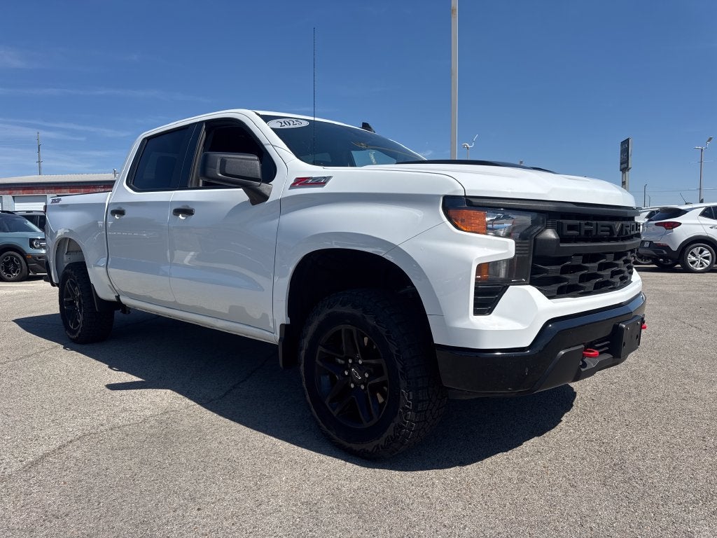 2025 Chevrolet Silverado 1500 Custom Trail Boss