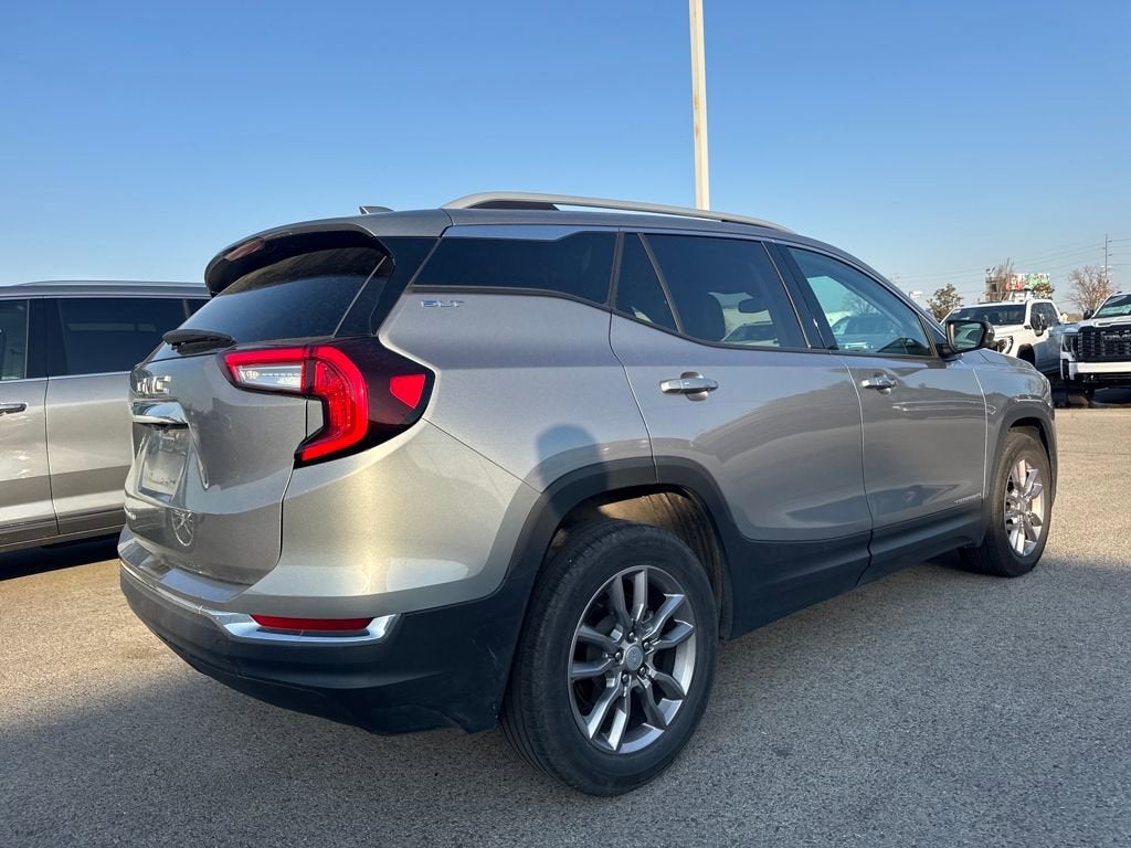 2024 GMC Terrain SLT