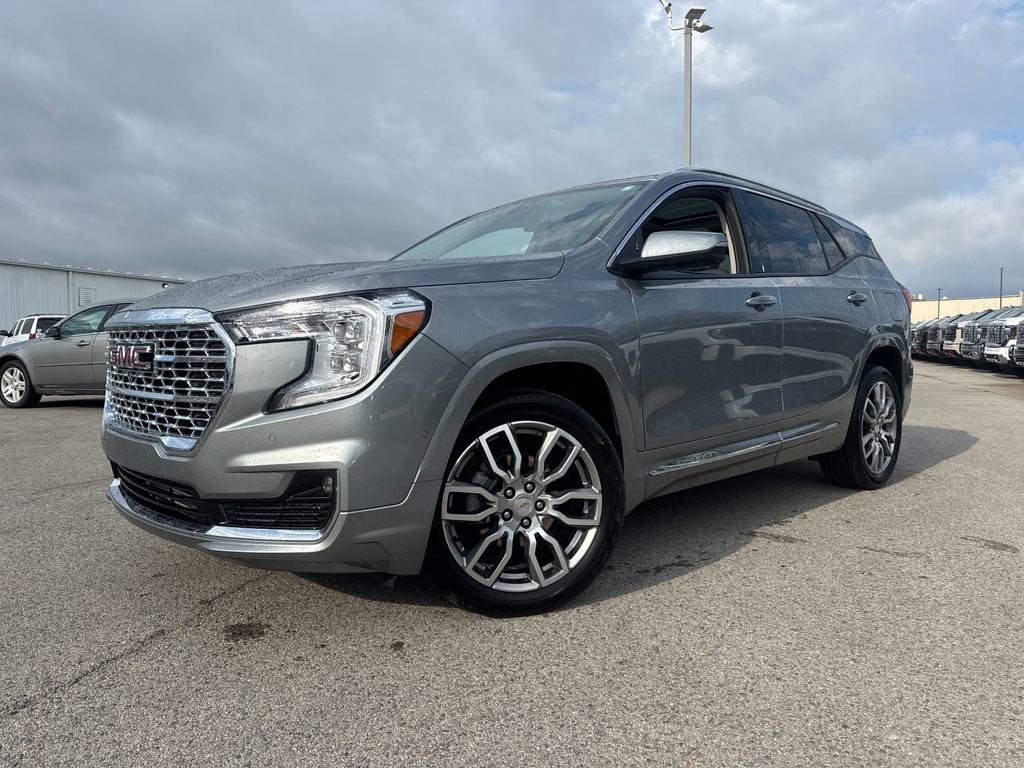 2023 GMC Terrain Denali