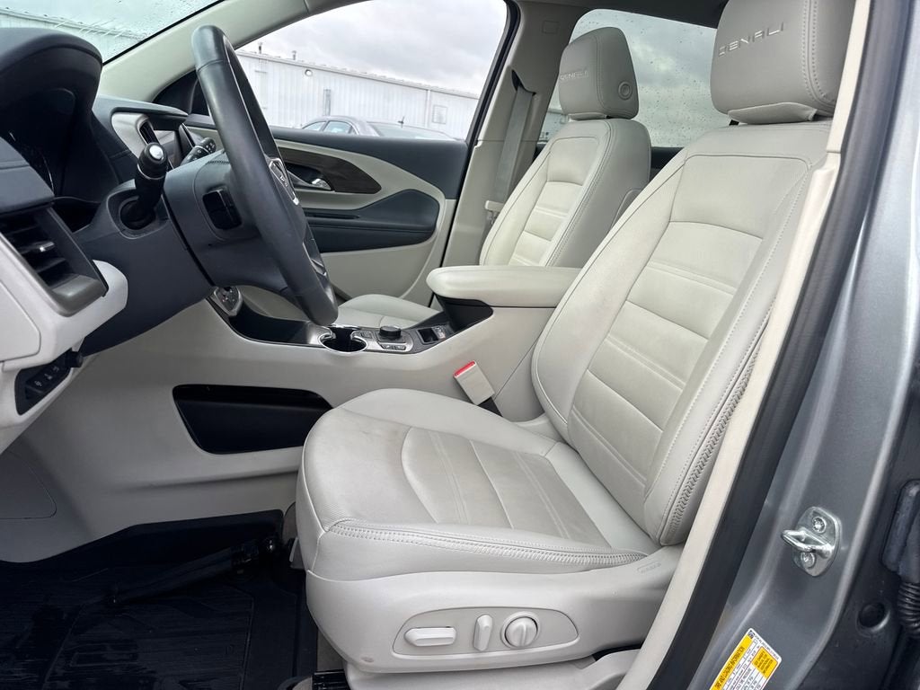 2023 GMC Terrain Denali