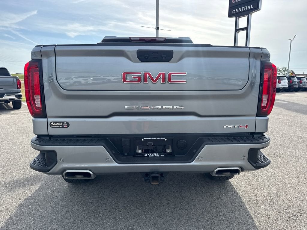 2025 GMC Sierra 1500 AT4