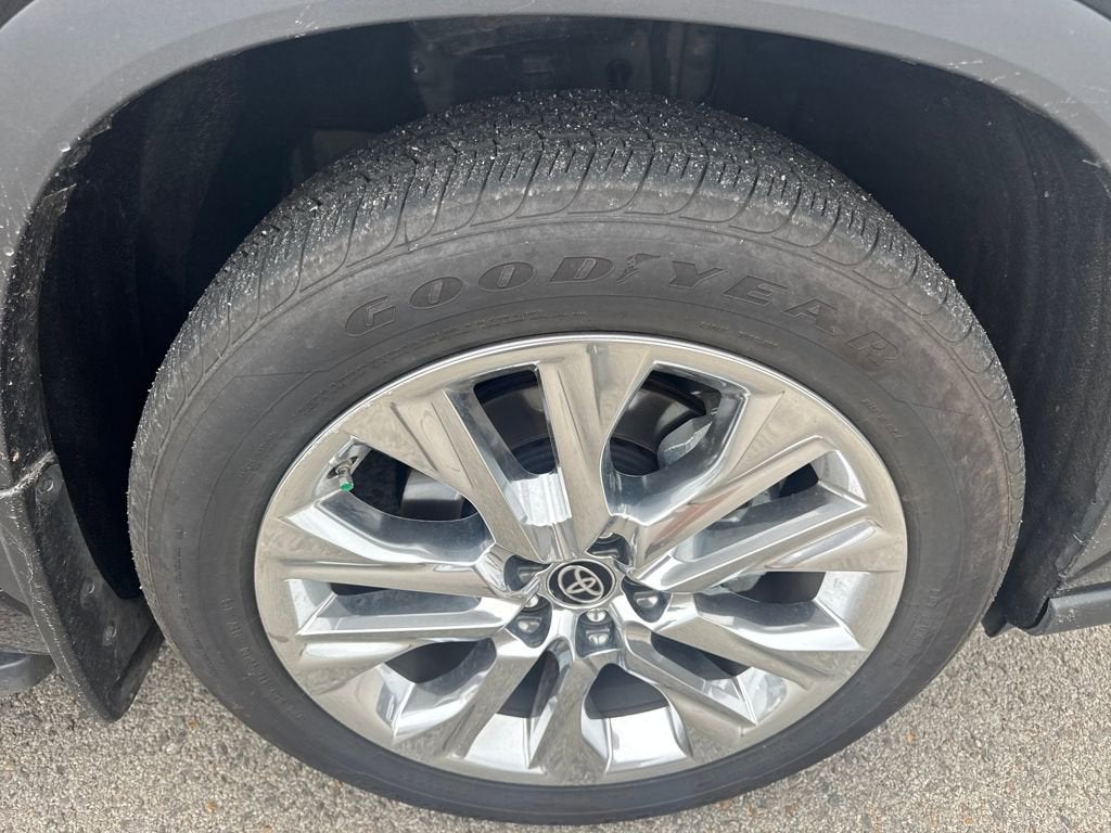 2025 Toyota Highlander Hybrid Limited