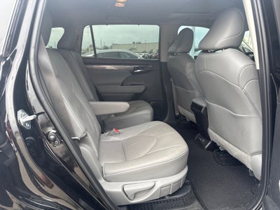 2025 Toyota Highlander Hybrid Limited